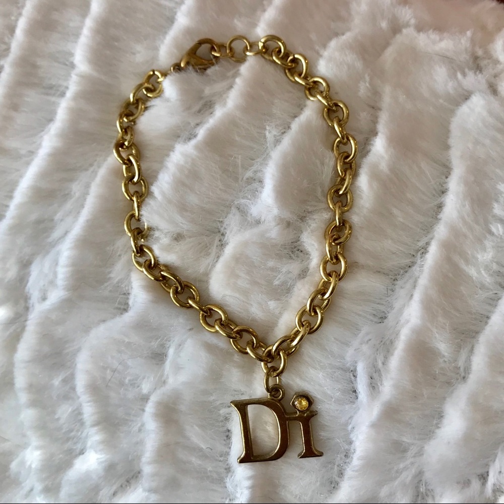 DIAMONDS INTERNATIONAL Collector Charm Bracelet